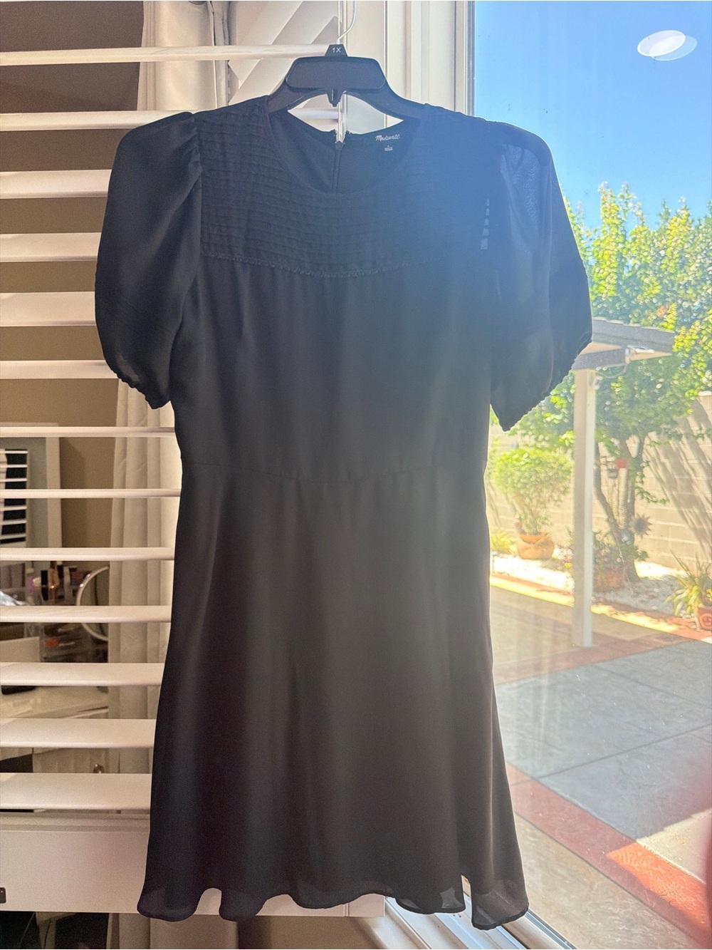 Madewell Black Smocked Puff Sleeve Chiffon Mini Dress Size 4